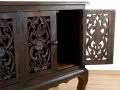 Asiatisches *Sideboard* mit Schnitzereien  Nr.15