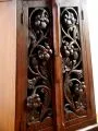 Thail�ndischer Schrank mit *Blumenschnitzerei*  Nr.54