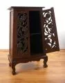Thail�ndischer Schrank mit *Blumenschnitzerei*  Nr.54