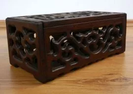 *Servietten / Kosmetiktcherbox*  mit Schnitzerei