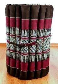 Thaimatte, Rollmatte, Liegematte  *weinrot*  Gr.S