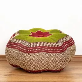 Zafu,  Meditationskissen, groer Stern  *rot / grn*