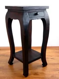 Hoher, asiatischer Opiumtische *mit Schublade*
