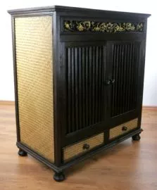 Thailndischer *Rattanschrank*  Nr.27 / Nr.28